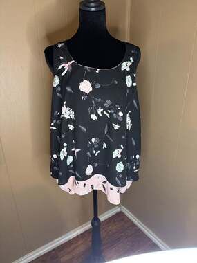 Ricki's Black and Pink Floral Double Layer Chiffon Tank Top Size M